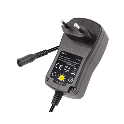 Alimentador AC230V/DC3 a 12V 1,5A 18W