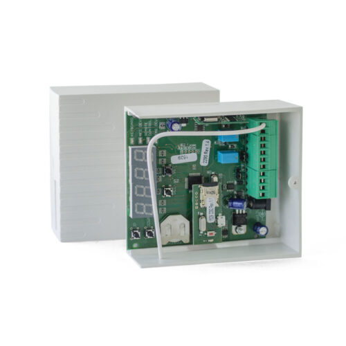 MR8 - Receptor de Controlo Acessos